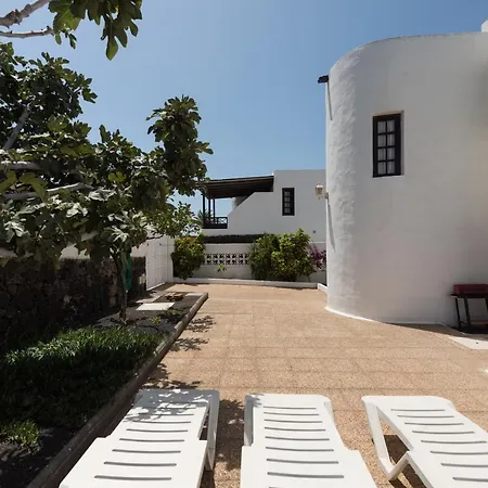Vila 2br House - Solarium & Shower Terrace - 13 Puerto del Carmen (Lanzarote)